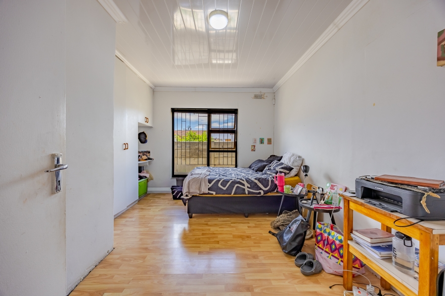 4 Bedroom Property for Sale in Riverton Western Cape